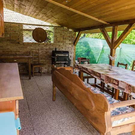 Szivem Csuecske Vendeghaz Guest house *